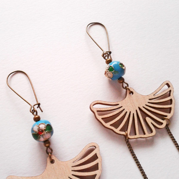 Boucles d'oreilles feuilles de ginkgo - rétro et japonisantes - bleu turquoise