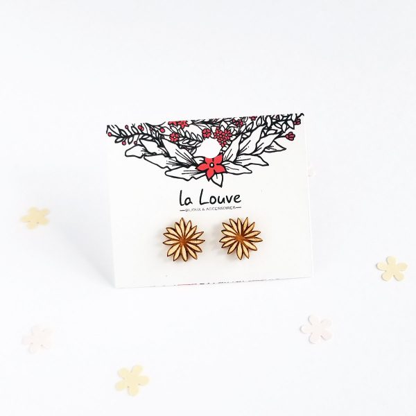 Puces d'oreilles fleur